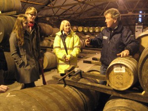 Jim McEwan gives an impromptu whisky lesson.